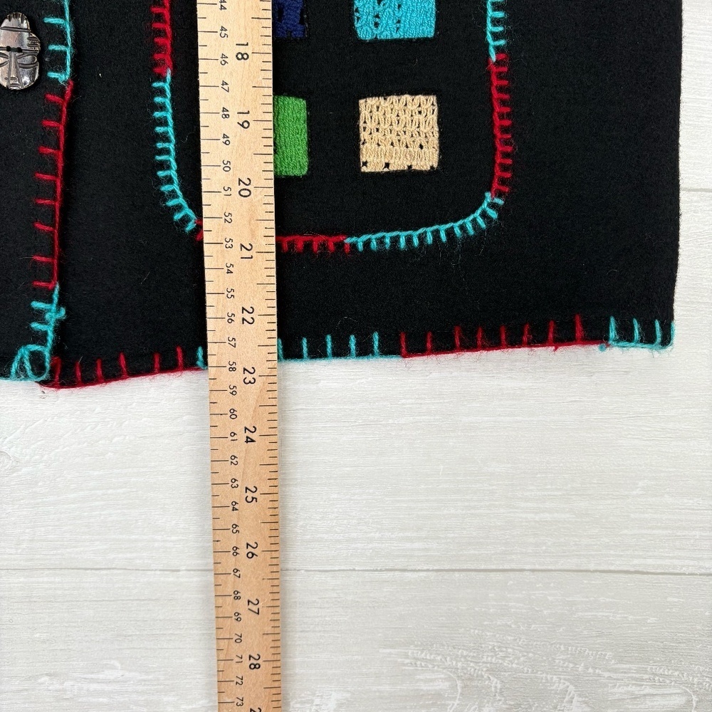 Unique Women's VNTG Allure Color Patchwork Wool Blend Black Vest Size Large - Picture 6 of 10